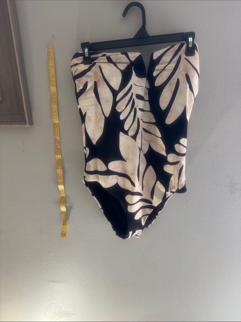 Black and Cream Leaf-Print One-Piece Swimsuit - Picture 6 of 7